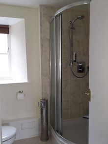 Stables bathroom.jpg Stables bathroom.jpg